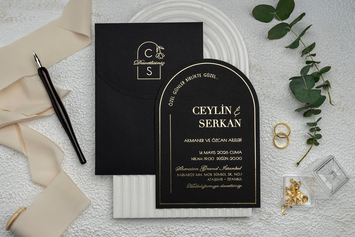 Oval Cut Special Wedding Invitation