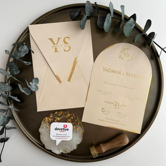 Arched Invitation - Cream Sets